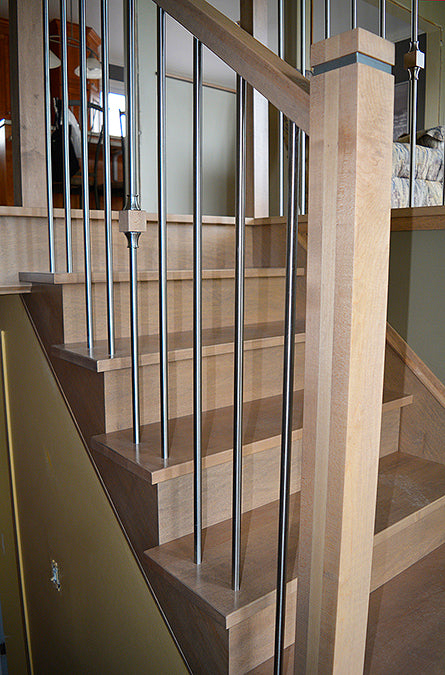 escalier en bois avec rampe en inox