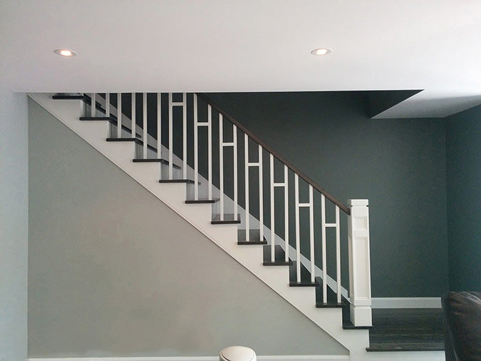 Escalier moderne et rampes en bois